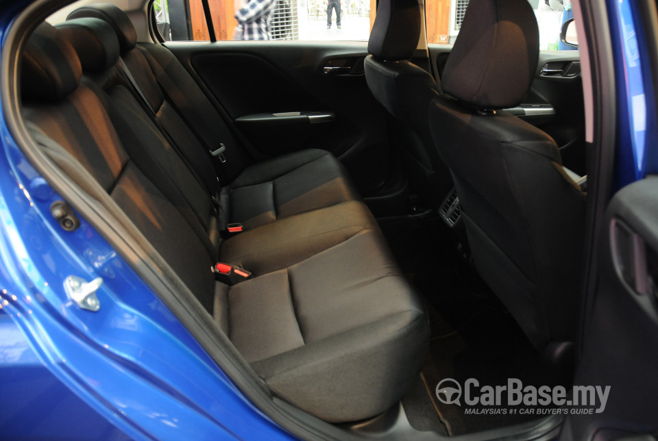 Honda City GM6 (2014) Interior