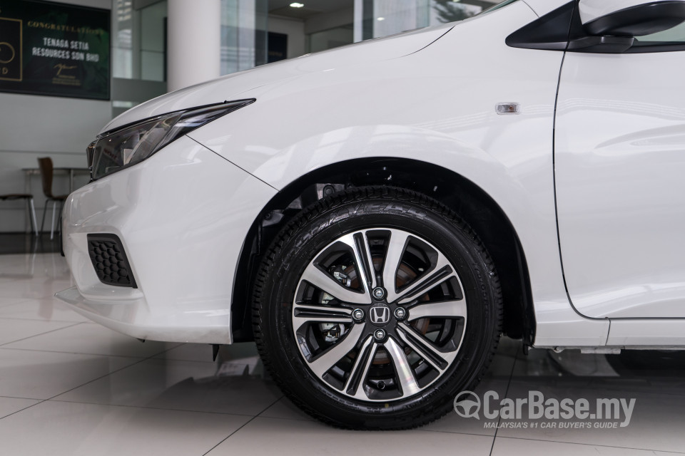 Honda City GM6 Facelift (2017) Exterior