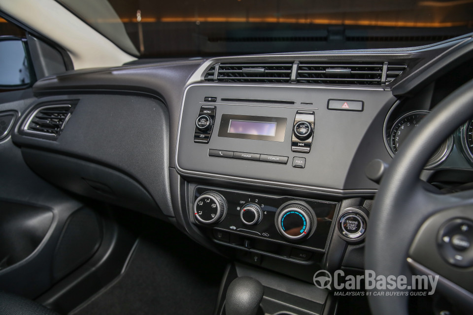 Honda City GM6 Facelift (2017) Interior