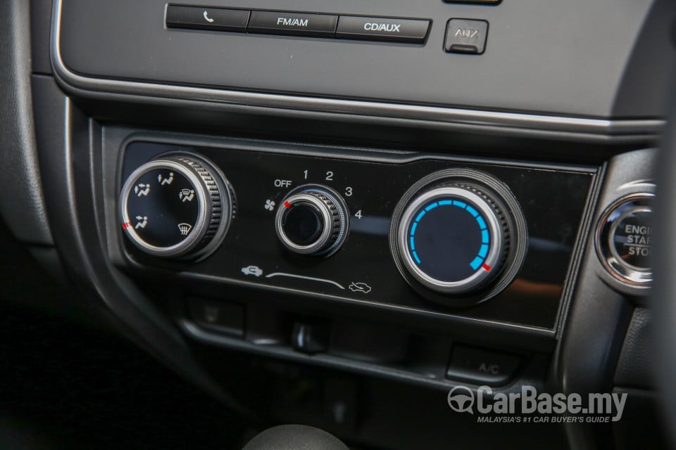 Honda City GM6 Facelift (2017) Interior