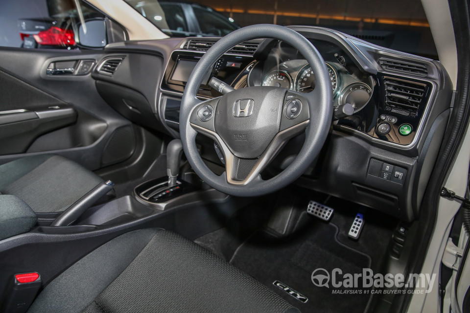 Honda City GM6 Facelift (2017) Interior