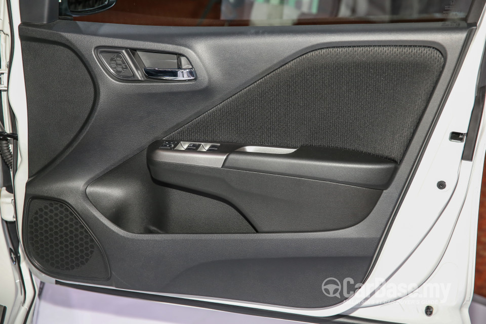 Honda City GM6 Facelift (2017) Interior