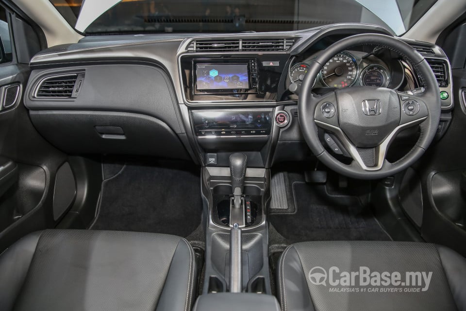 Honda City GM6 Facelift (2017) Interior