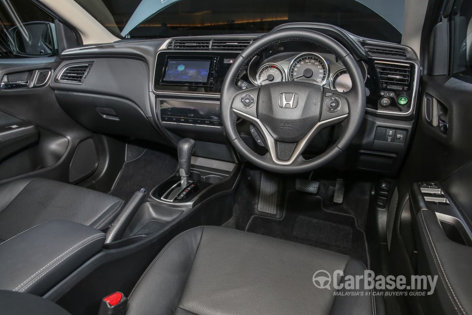 Honda City GM6 Facelift (2017) Interior