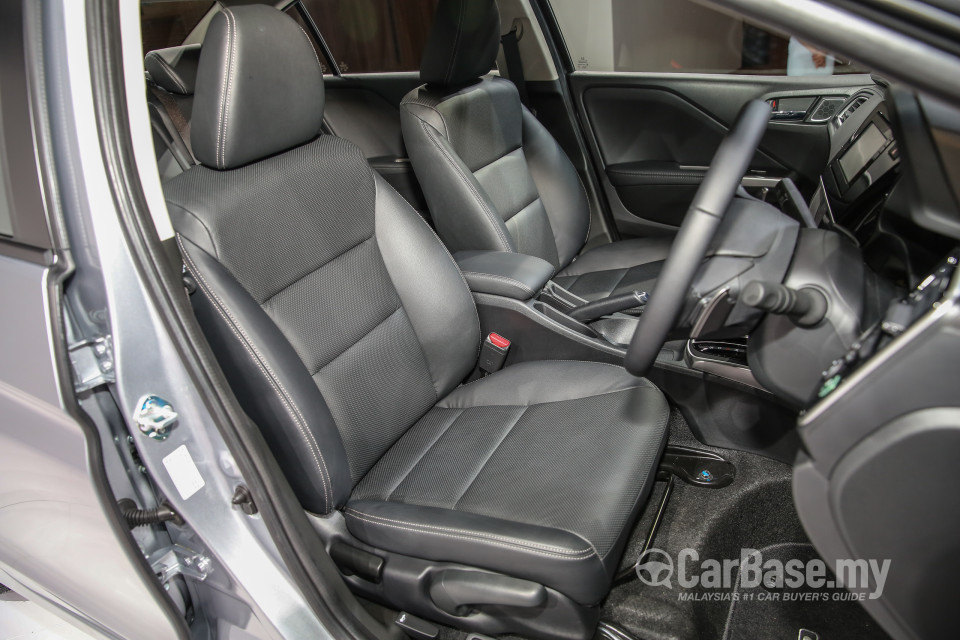 Honda City GM6 Facelift (2017) Interior