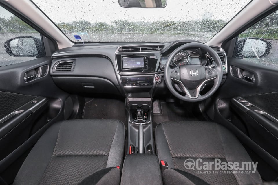 Honda City GM6 Facelift (2017) Interior