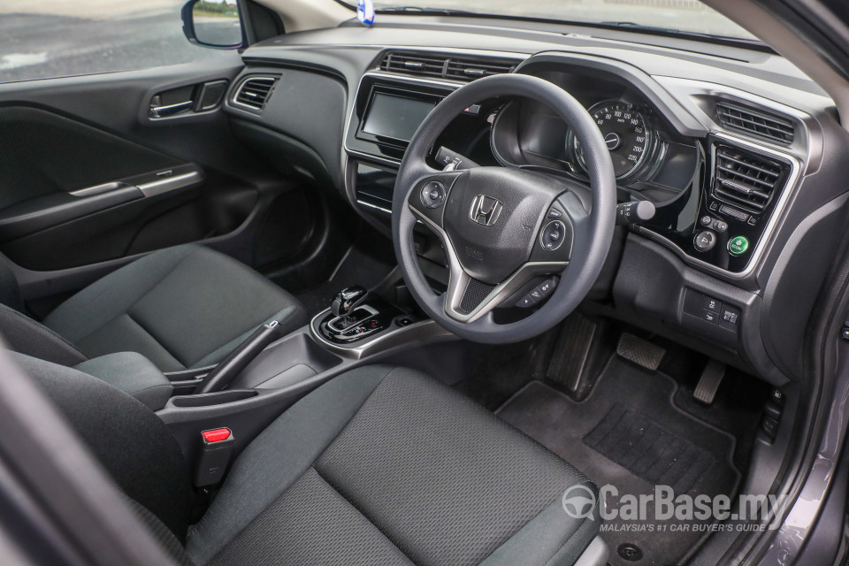 Honda City GM6 Facelift (2017) Interior