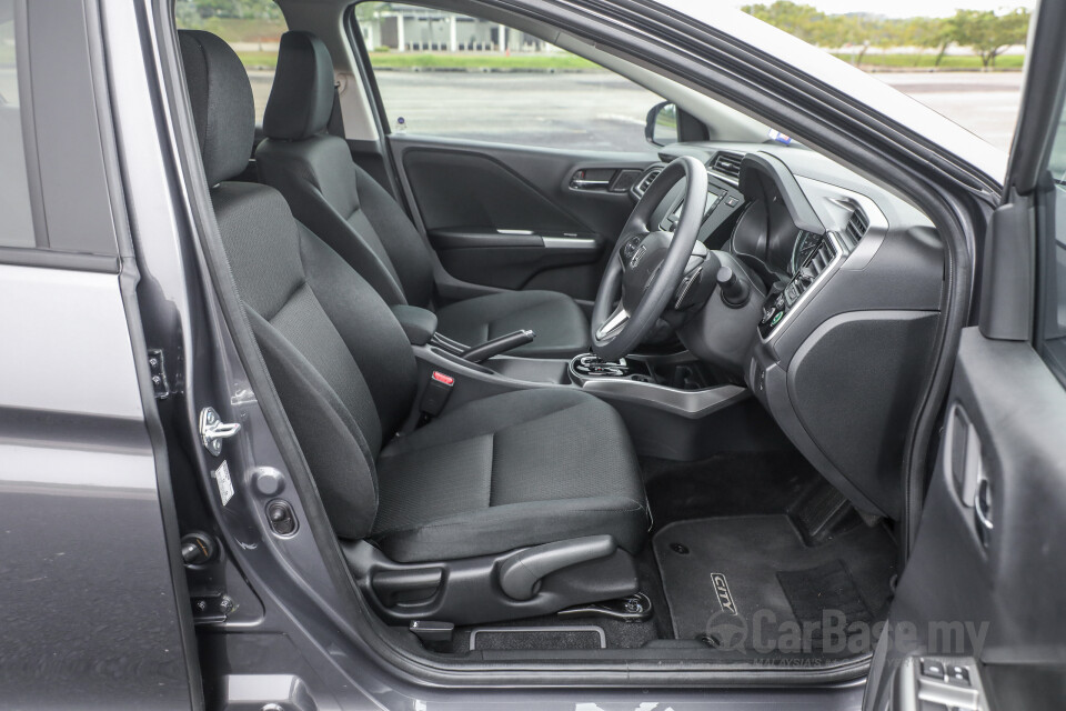 Kia Picanto JA (2018) Interior