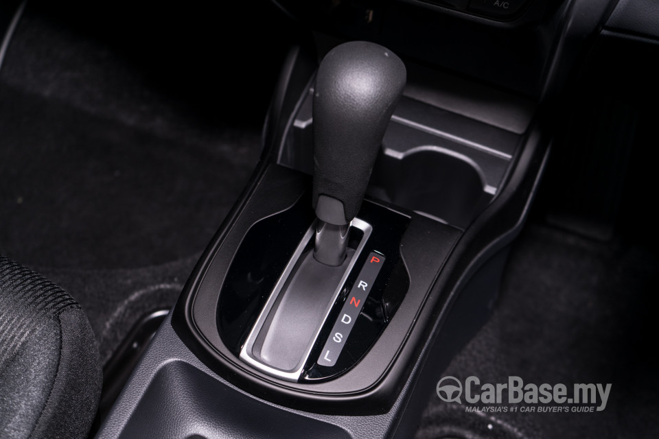 Honda City GM6 Facelift (2017) Interior