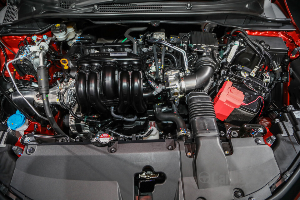 Perodua Aruz D38L (2019) Interior