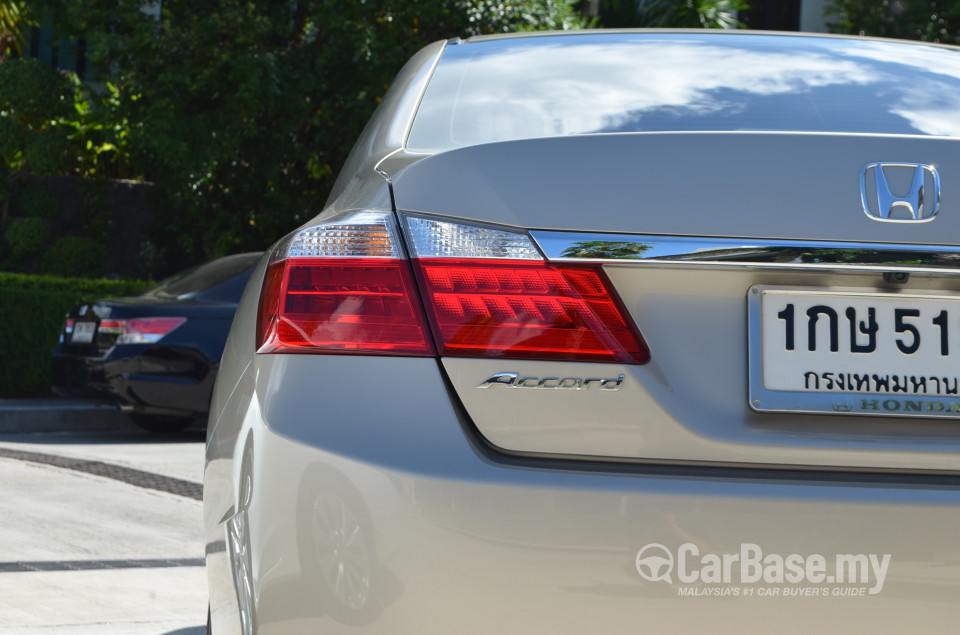 Honda Accord CR (2013) Exterior