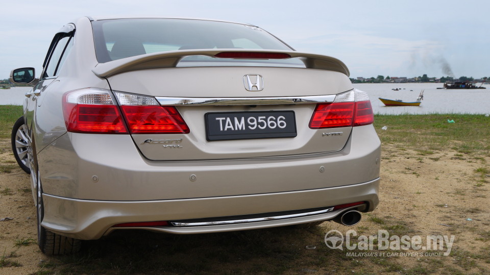 Honda Accord CR (2013) Exterior