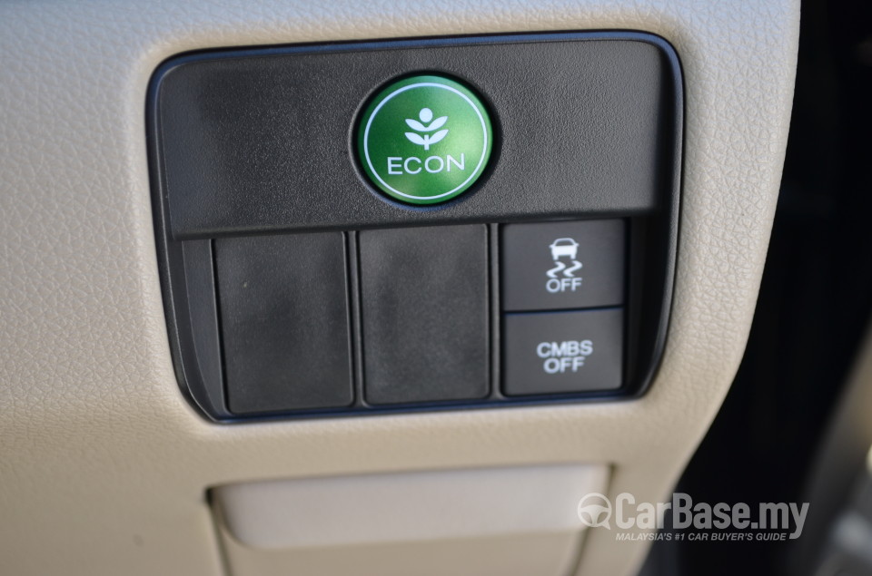 Honda Accord CR (2013) Interior