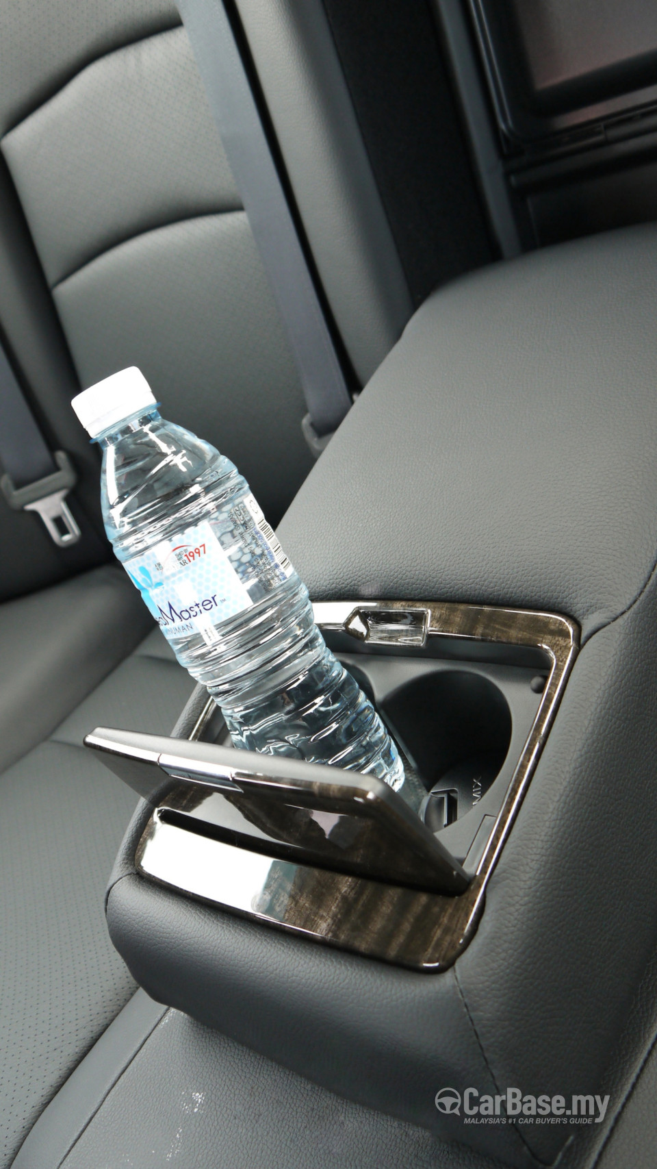 Honda Accord CR (2013) Interior