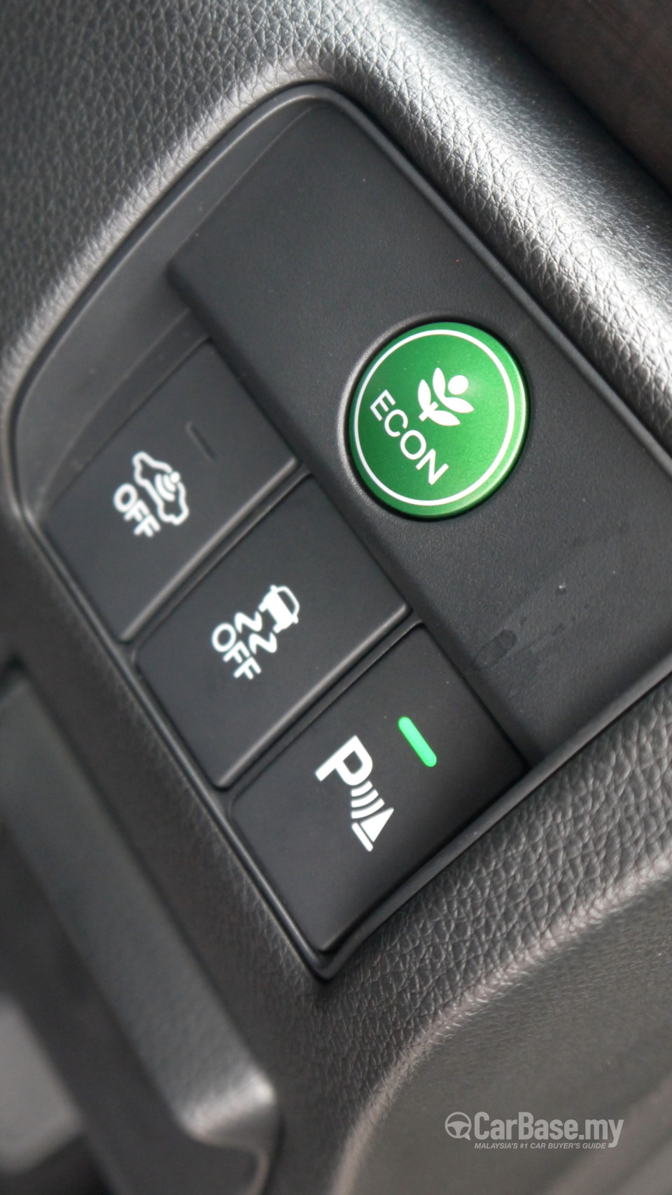 Honda Accord CR (2013) Interior