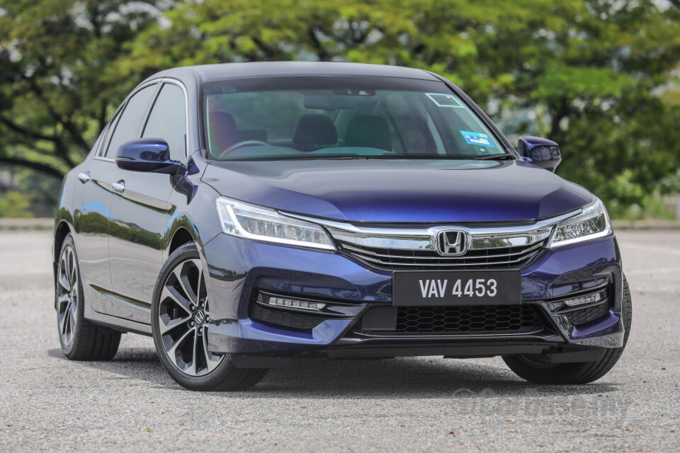 Proton Perdana P4-90B (2016) Exterior