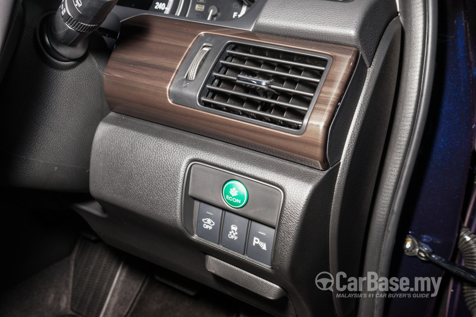 Honda Accord CR Facelift (2016) Interior