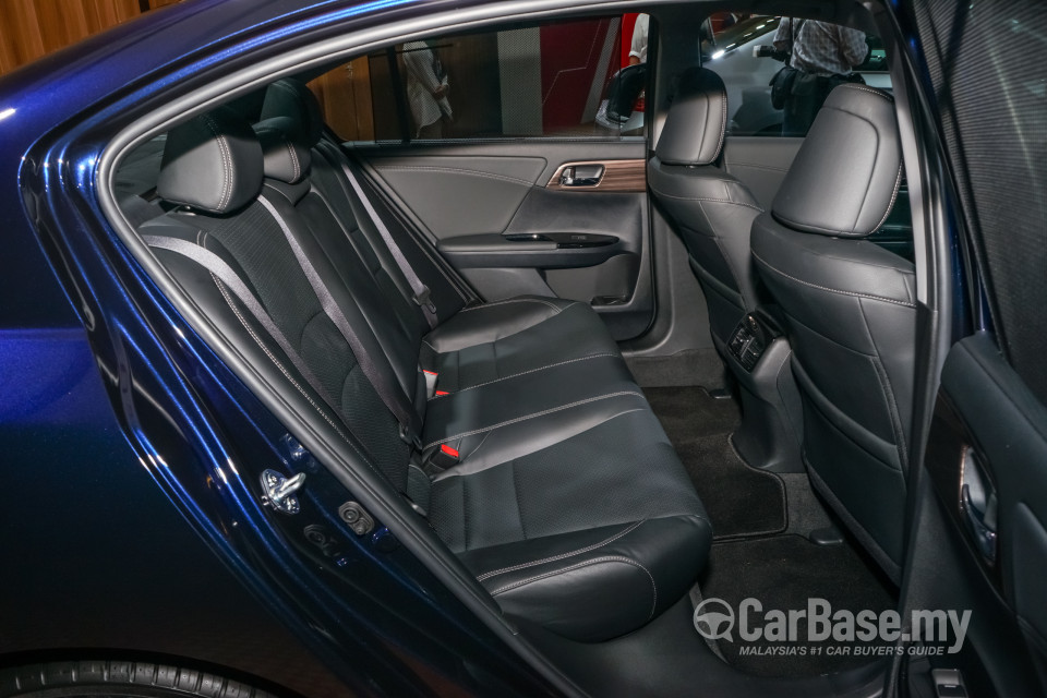Honda Accord CR Facelift (2016) Interior