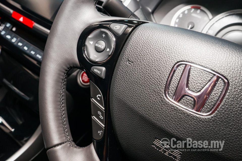 Honda Accord CR Facelift (2016) Interior