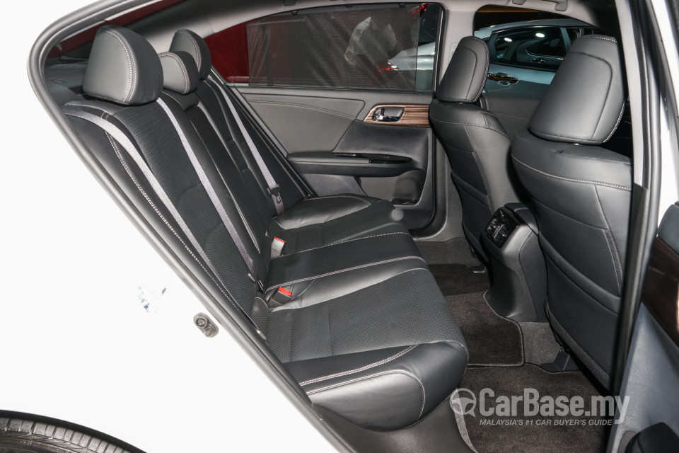 Honda Accord CR Facelift (2016) Interior
