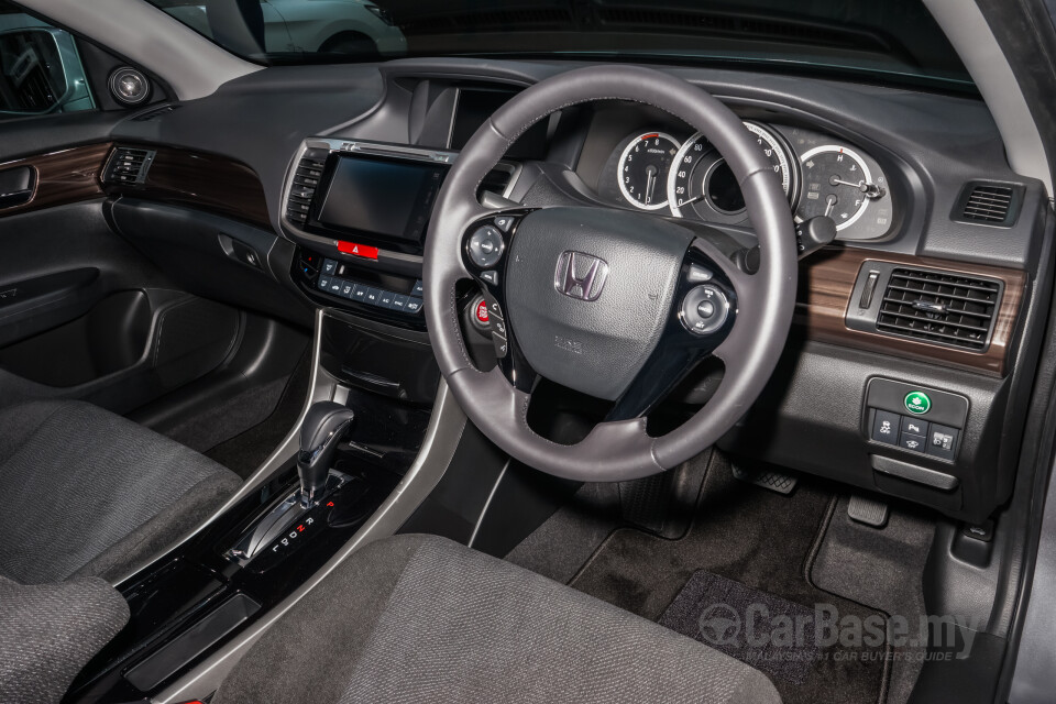 Subaru WRX GJ (2014) Interior