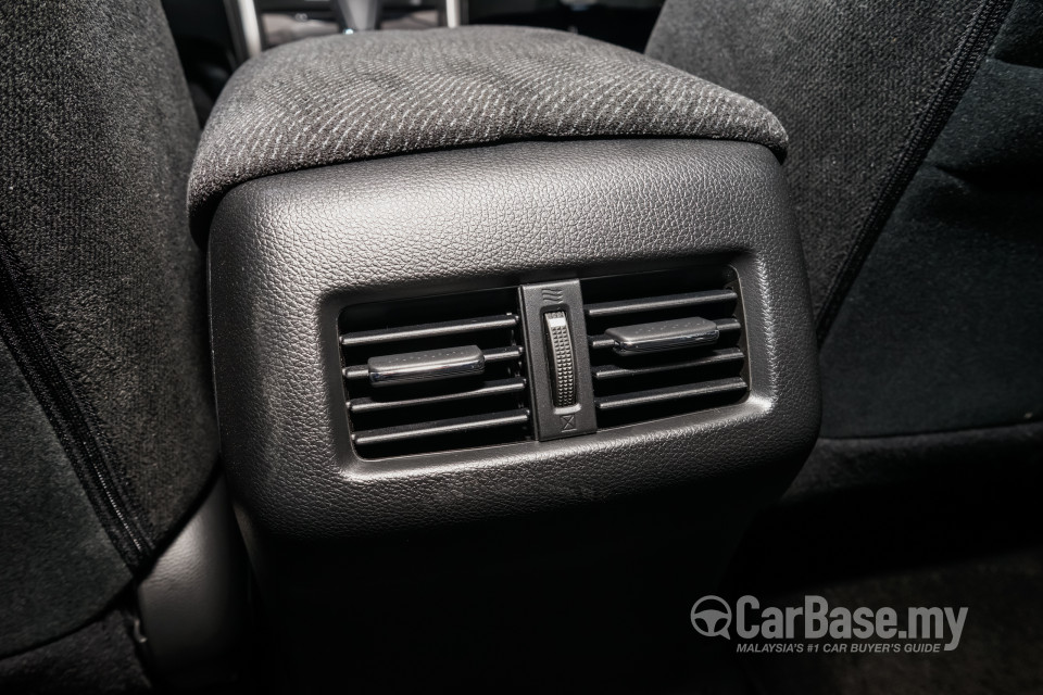 Honda Accord CR Facelift (2016) Interior