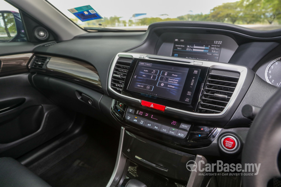 Honda Accord CR Facelift (2016) Interior