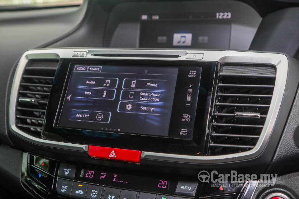 Honda Accord CR Facelift (2016) Interior