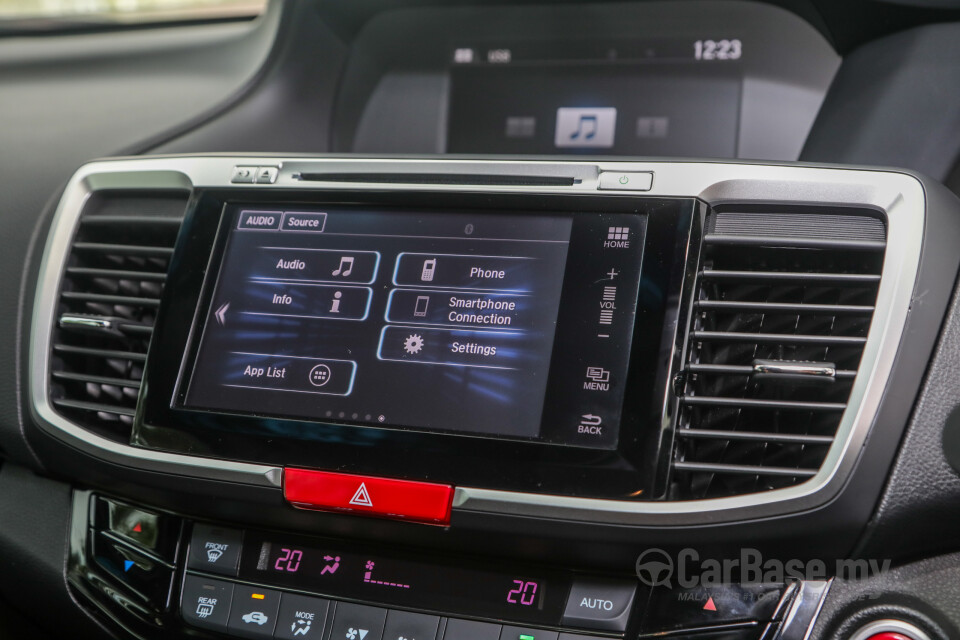 Mazda MX-5 ND (2015) Interior