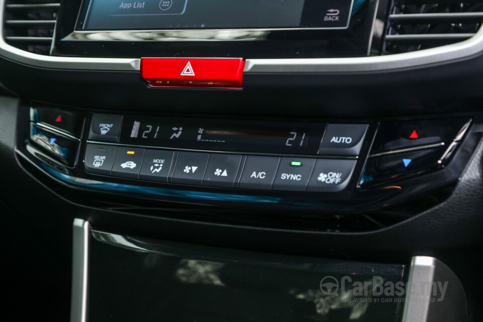 Mazda MX-5 ND (2015) Interior