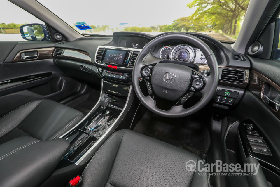 Honda Accord CR Facelift (2016) Interior