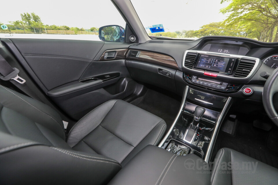 Mazda CX-9 Mk2 (2017) Interior