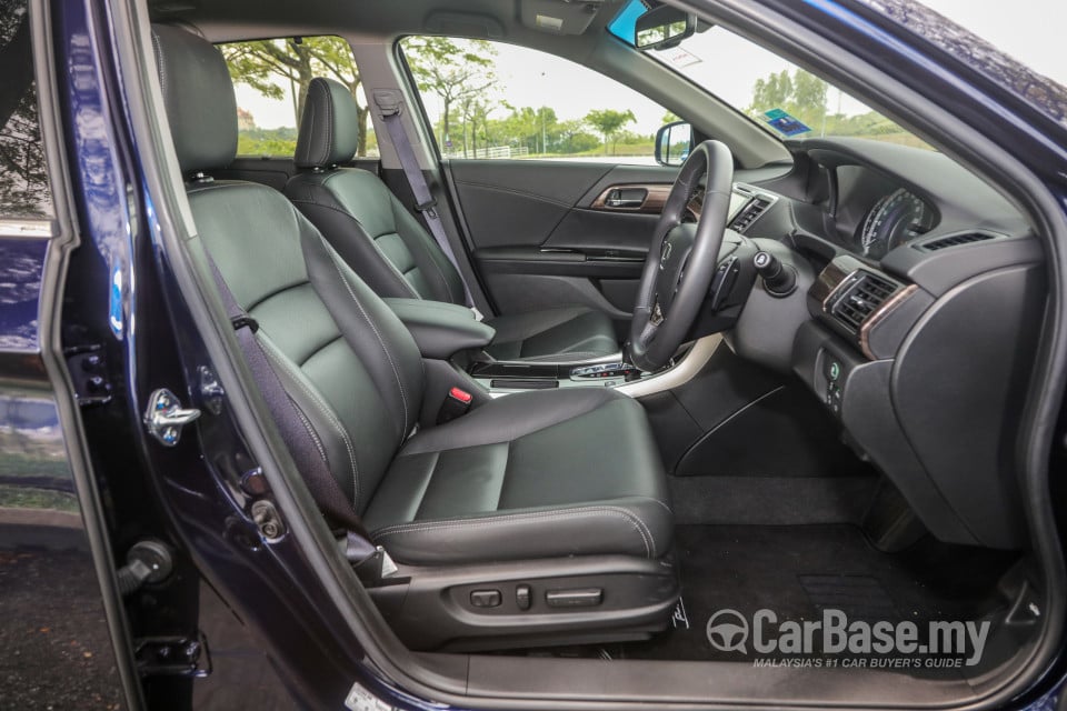 Honda Accord CR Facelift (2016) Interior