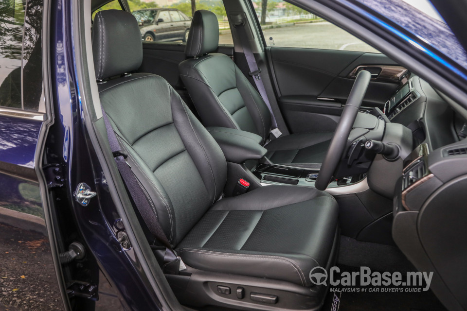 Honda Accord CR Facelift (2016) Interior