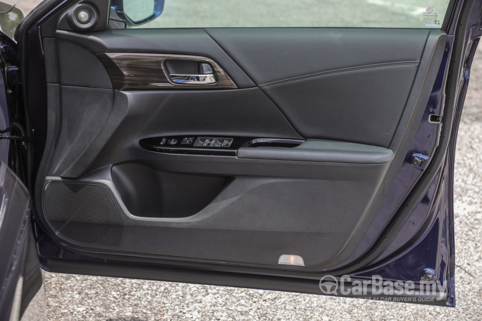 Honda Accord CR Facelift (2016) Interior