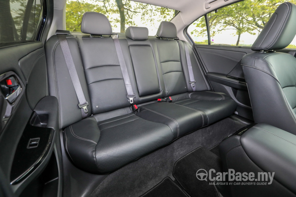 Honda Accord CR Facelift (2016) Interior