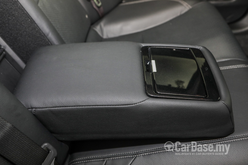 Honda Accord CR Facelift (2016) Interior