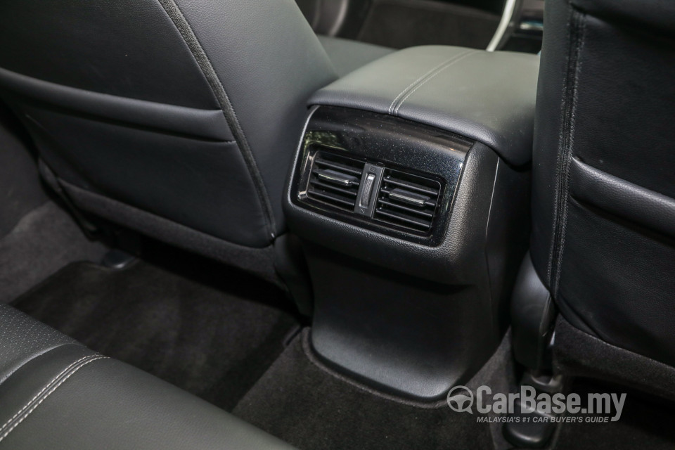 Honda Accord CR Facelift (2016) Interior