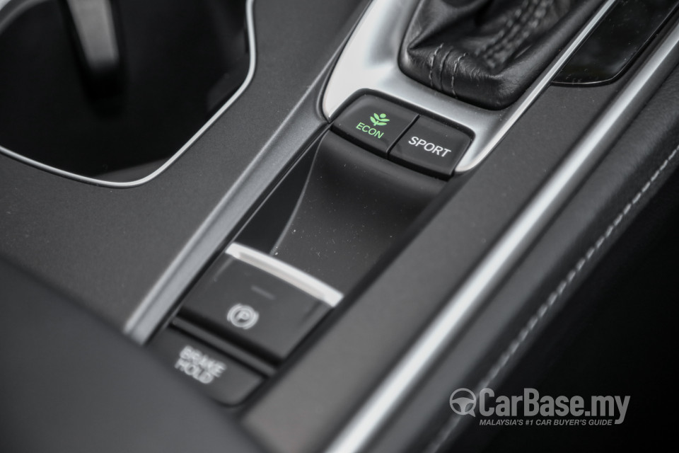 Honda Accord CV (2020) Interior