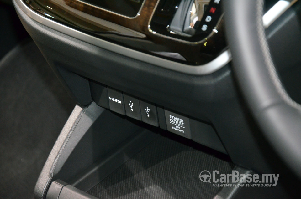 Honda Odyssey RC1 (2013) Interior
