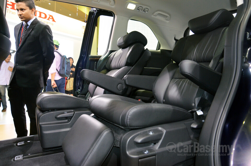 Chevrolet Cruze J300 (2012) Interior