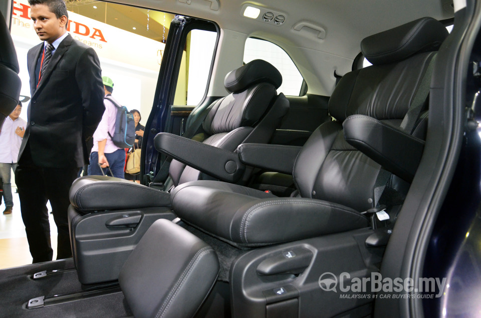 Honda Odyssey RC1 (2013) Interior