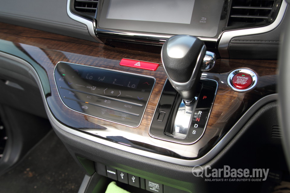 Honda Odyssey RC1 (2013) Interior