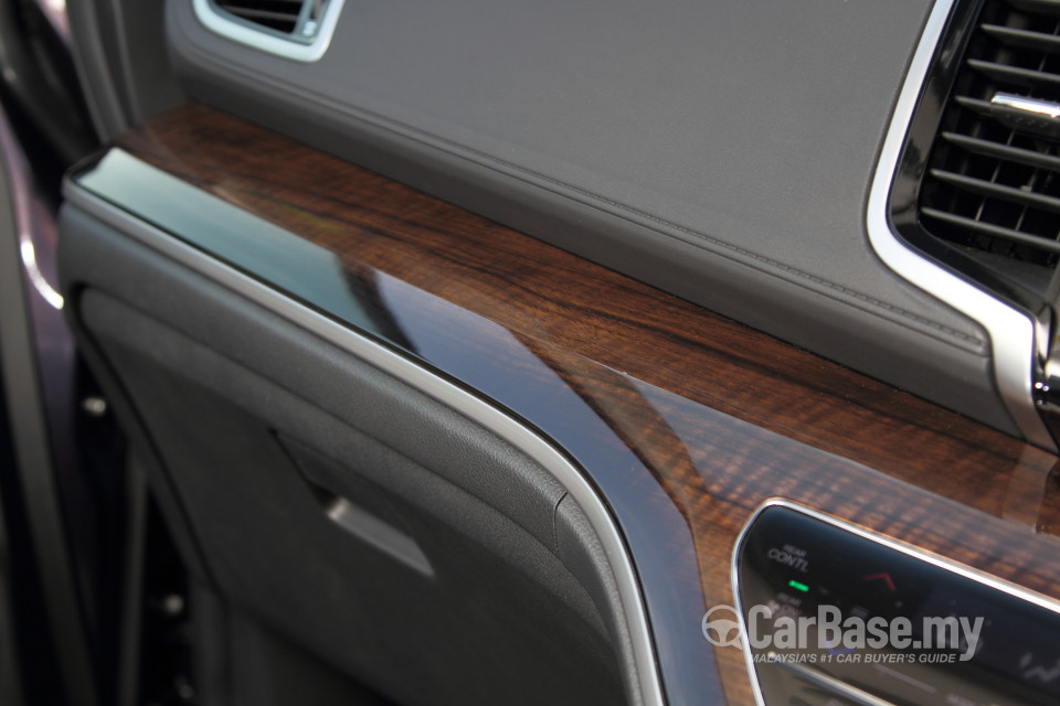 Honda Odyssey RC1 (2013) Interior