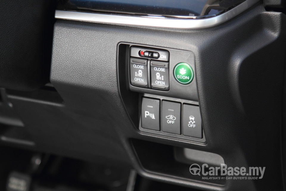 Honda Odyssey RC1 (2013) Interior