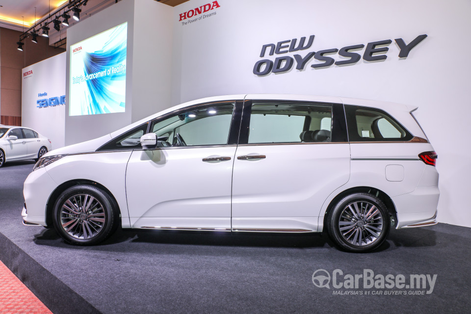 Honda Odyssey RC1 Facelift (2018) Exterior