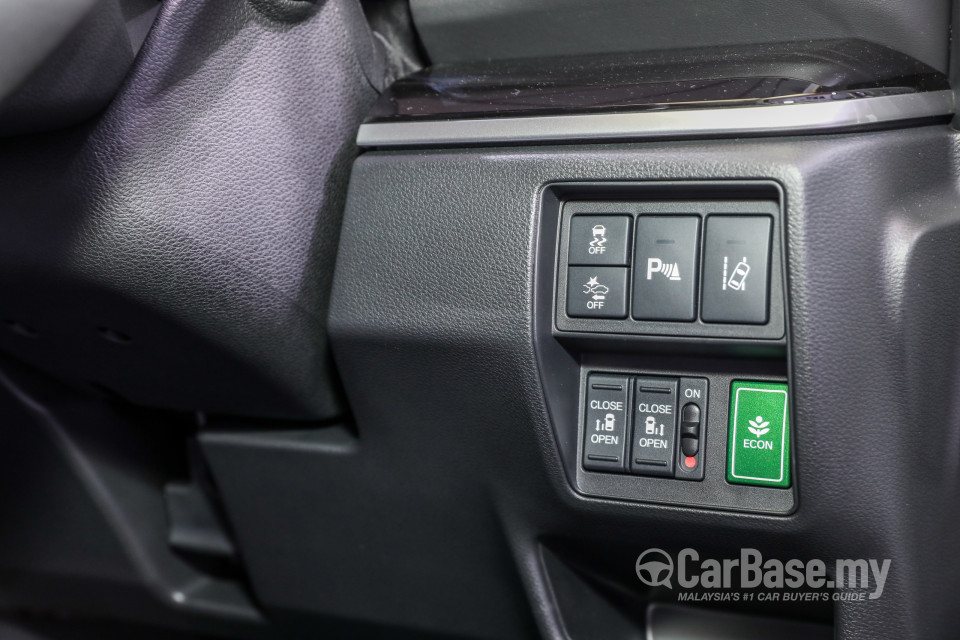 Honda Odyssey RC1 Facelift (2018) Interior