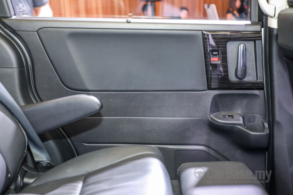 Nissan Navara D23 Facelift (2021) Interior