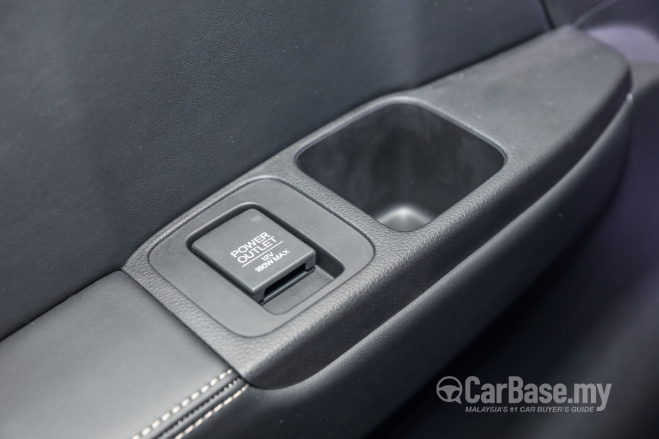 Honda Odyssey RC1 Facelift (2018) Interior