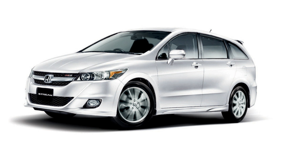 Honda Stream RN (2009) Exterior